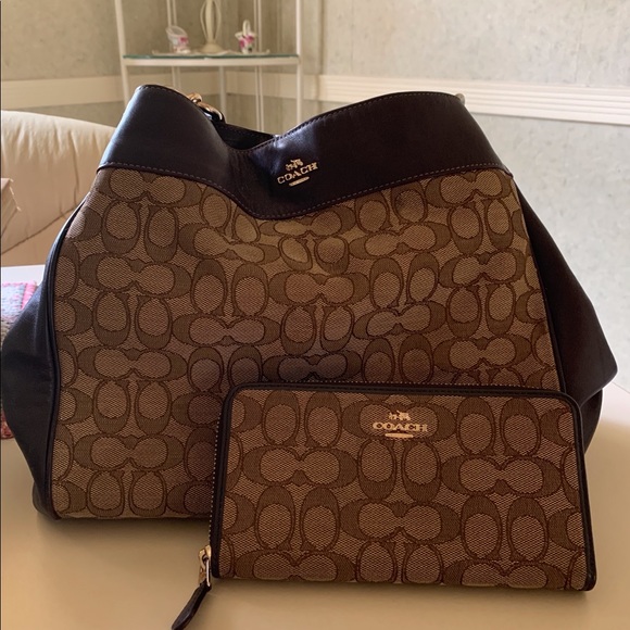 Coach Handbags - Coach purse and wallet